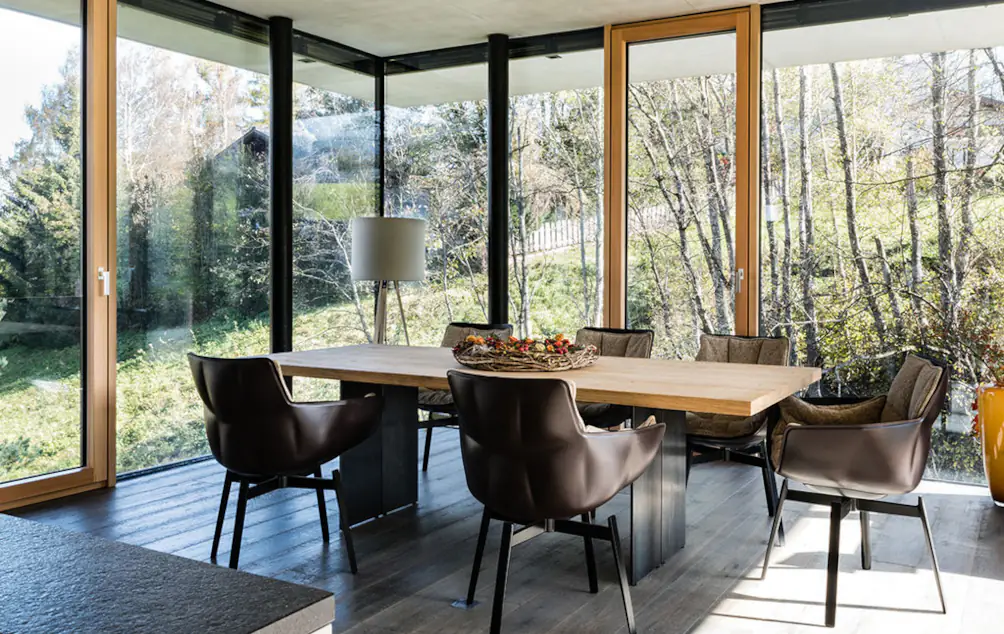 Ukázka interiéru s okny a dveřmi Internorm – Okna Dveře Fous