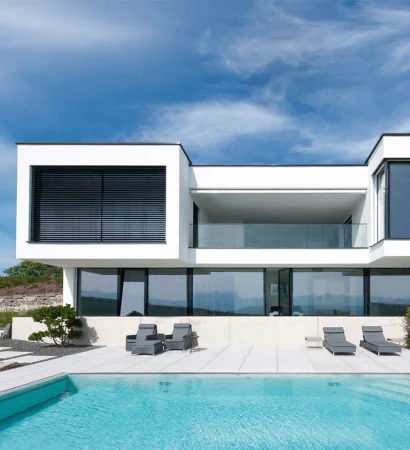 Moderní dům s okny Internorm – odolná konstrukce a elegantní design