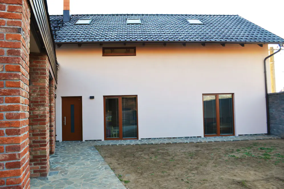 Okna a dveře Internorm – realizace Počaply